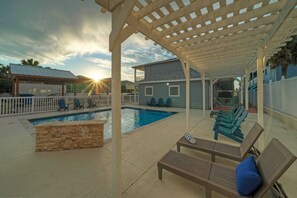House (2 Bedrooms) | Interior - 2 Coasta Bahia Condos Mins to the Beach + Pool & Golf Cart Zone (Port Aransas)