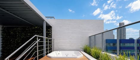 Bañera de hidromasaje