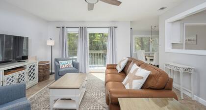 Walk to the Heritage Golf Classic in Harbour Town in 5 minutes!