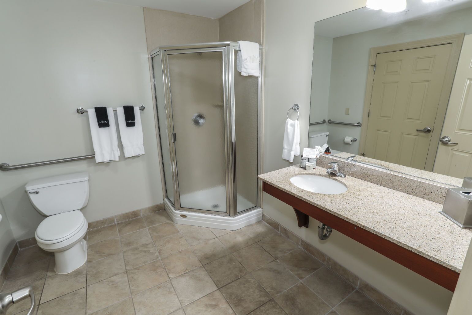Towels, soap, shampoo, toilet paper
