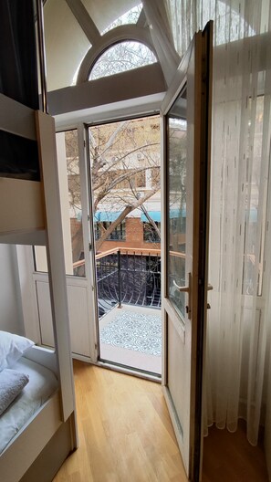 Interior - TRAVELER HUB HOSTEL (Bakı)