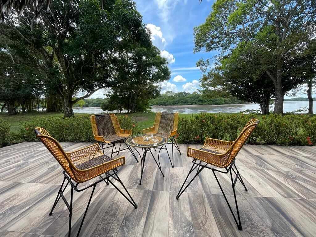 Rumah Deluks, patio, pemandangan sungai | Teras/patio