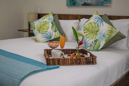 Spacious King Suite at Resort with a river view in gorgeous Roaring Creek Belize