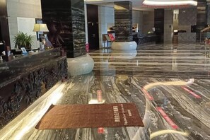 Lobby - Longdu Jingyi International Resort Hotel （Ethnic Culture Park Branch） (Kaili)
