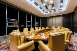 Meeting facility - Longdu Jingyi International Resort Hotel （Ethnic Culture Park Branch） (Kaili)