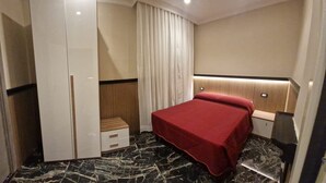 Standard Double Room - Bed & Breakfast Eritrea (Rome)