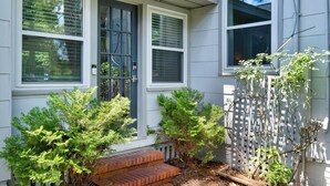 Exterior detail - Charming 3/2 Midtown Home. Minutes from FSU. Fenced Backyard. Pet-Friendly. (Tallahassee)