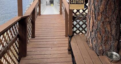 Lakefront Paradise Cabin with Private Dock and Amazing Views