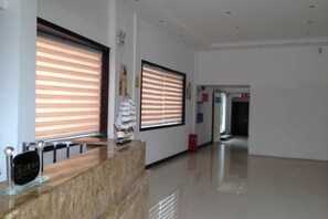 Unclassified image, 2 of 11, button - Huangjing Holiday Hotel (Xiangshan)