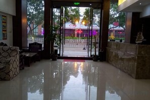 صورة غير مصنفة، 5 من 11، زرّ