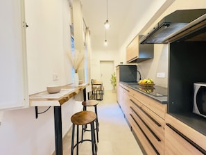 Private kitchen - Nova Plebiscito 2, one minute from Plebiscito (Napoli)