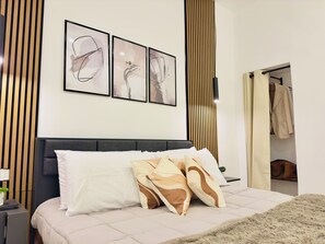1 quarto, ferros/tábuas de passar roupa, Wi-Fi, roupa de cama
