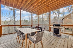 屋外ダイニングエリア