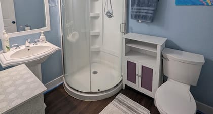 Cozy studio in Yuba City with AC, WiFi