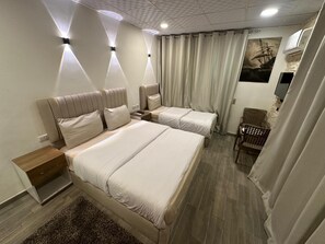 Soundproofing, free WiFi