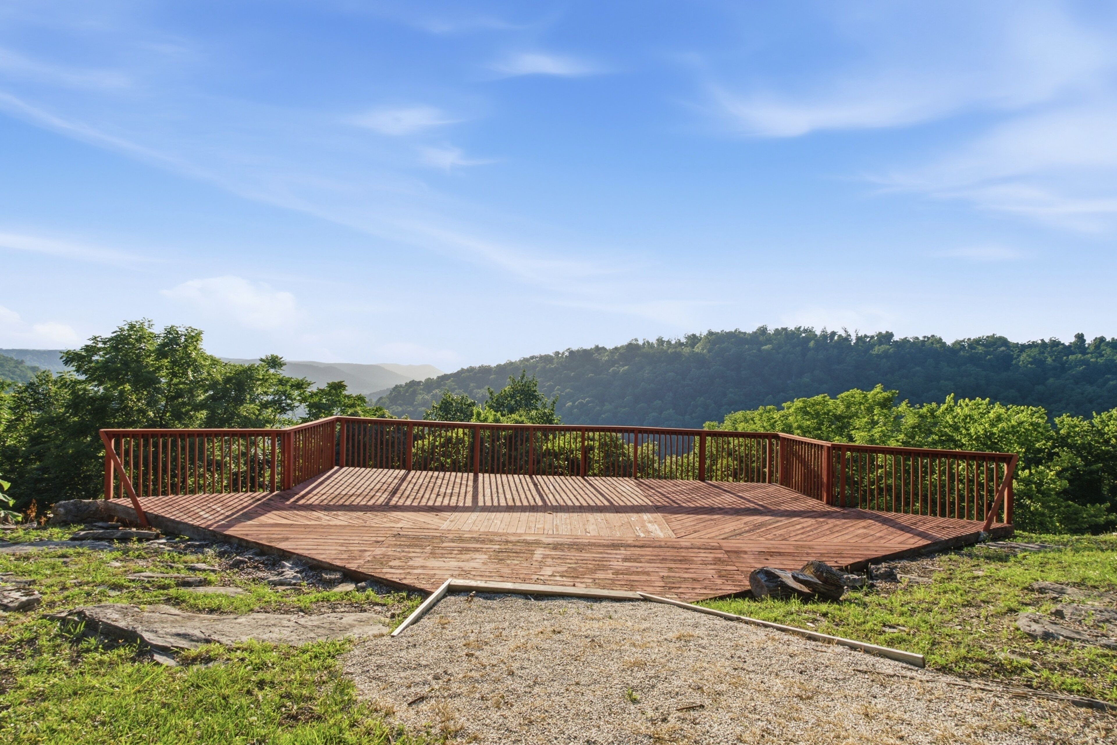 Hot Tub Dome with Epic Ridge Views- Hickory Heights Reviews, Deals