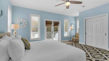 Casa, varias camas, patio, vista al océano (The Sassy Seagull) | 4 habitaciones, decoración personalizada y muebles diferentes