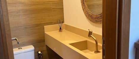 Shower, towels, soap, toilet paper