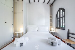 3 Schlafzimmer, Bügeleisen/Bügelbrett, WLAN, Bettwäsche