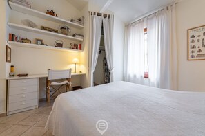 2 habitaciones, cuna de viaje, wifi y ropa de cama