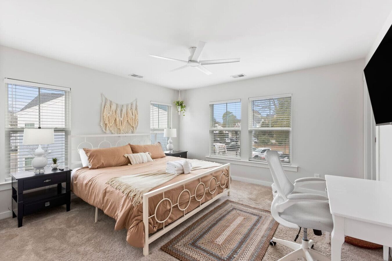 3 Schlafzimmer, Schreibtisch, kostenloses WLAN, Bettwäsche