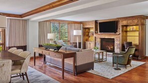 スマートテレビ、暖炉