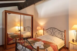 1 chambre, Wi-Fi gratuit, draps fournis
