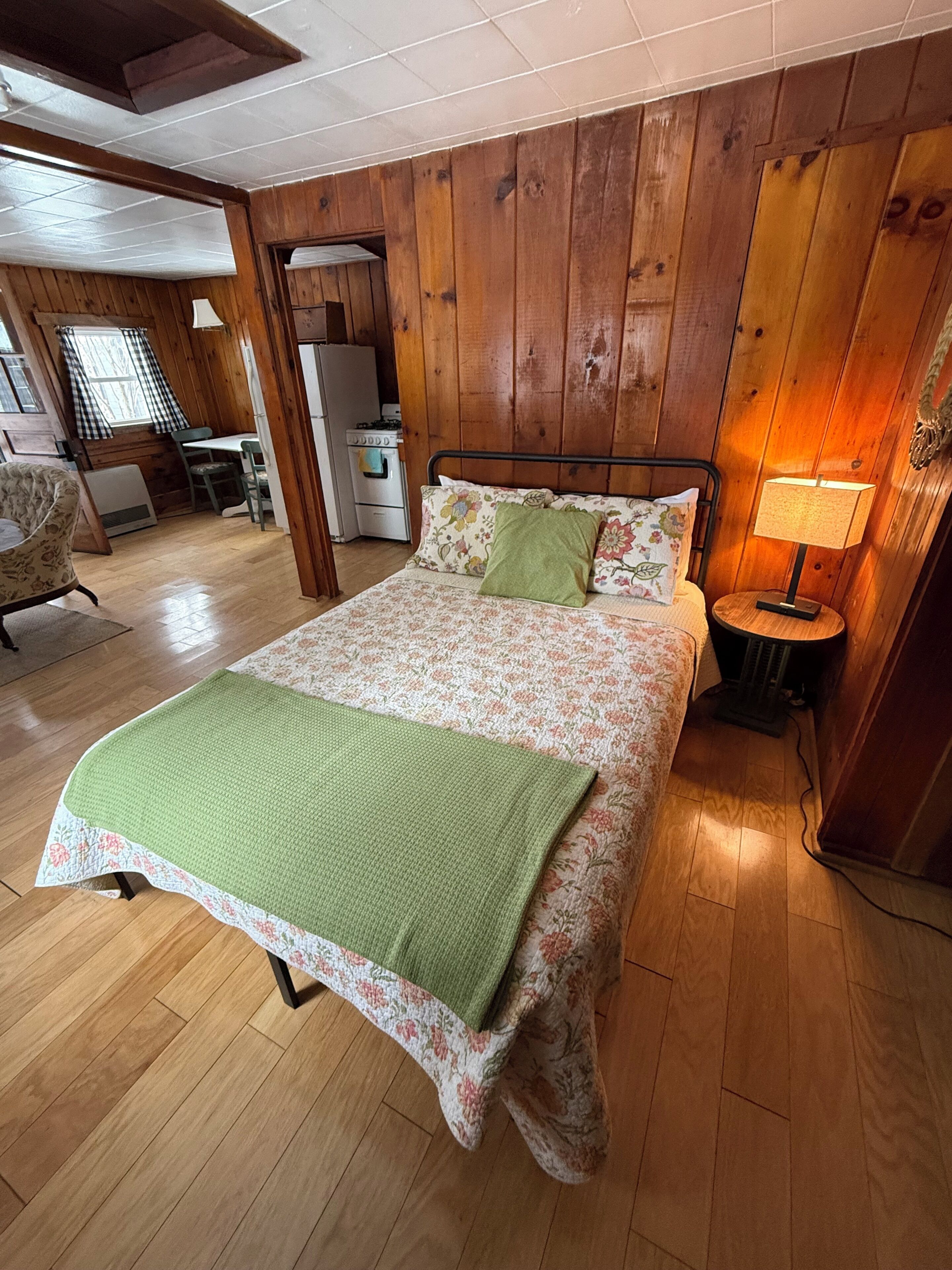 Cabaña de luna de miel | Wifi gratis y ropa de cama 