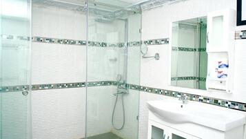 Luxury-Zimmer, Stadtblick | Badezimmer