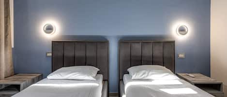 3 habitaciones, tabla de planchar con plancha, wifi y ropa de cama