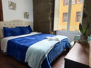 1 bedroom, free WiFi, bed sheets