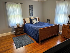 3 室のベッドルーム、アイロン / アイロン台、WiFi、ベッドシーツ