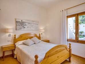 3 bedrooms, iron/ironing board, free WiFi, bed sheets - Nice house with 3 bedrooms, barbecue and private pool (Alcúdia)