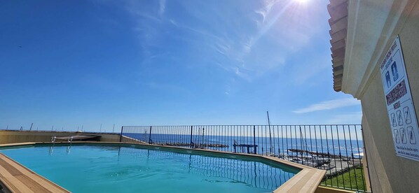 Pool - APARTMENT VOILES BLANCHES-CLIM-WIFI-BEACH ON FOOT (Unknown)