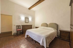 1 bedroom, iron/ironing board, WiFi, bed sheets - Classic Florence A By MMega (Firenze)