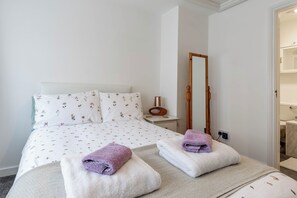 1 soverom, strykejern/-brett, wi-fi og sengetøy