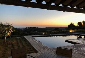 Pool - Exceptional air-conditioned house, swimming pool in Ollioules, Var, near Sanary-sur-Mer. (OLLIOULES)