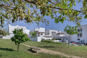 Property grounds - Holiday Home 'Preciosa Casa En Conil' with Private Terrace, Wi-Fi and Air Conditioning (Conil de la Frontera)