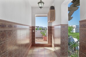 Interior - Holiday Home 'Preciosa Casa En Conil' with Private Terrace, Wi-Fi and Air Conditioning (Conil de la Frontera)