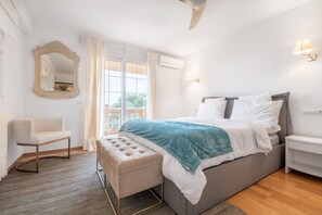 4 soverom, strykejern/-brett, wi-fi (inkludert) og sengetøy