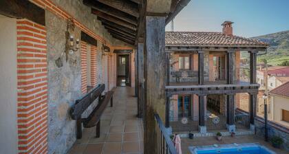 Country House 'Las Eras De Riofrio' with Mountain View, Private Pool and Wi-Fi