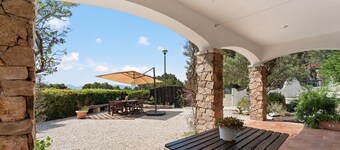 Apartment 'I Lentischi' with Sea View, Wi-Fi and Air Conditioning