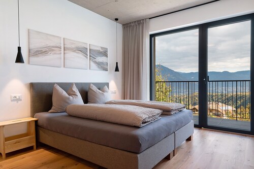 Ferienwohnung 'Obergfillhof' mit Bergblick, privater Terrasse und Balkon