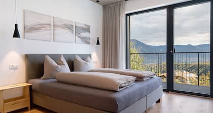 Holiday Apartment 'Obergfillhof' with Mountain View, Private Terrace and Balcony