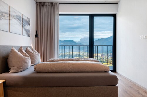 Apartment 'Obergfillhof' with Mountain View, Private Terrace and Balcony