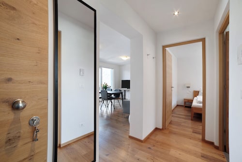 Holiday Apartment 'Preiss Type A' with Mountain View, Balcony and Wi-Fi