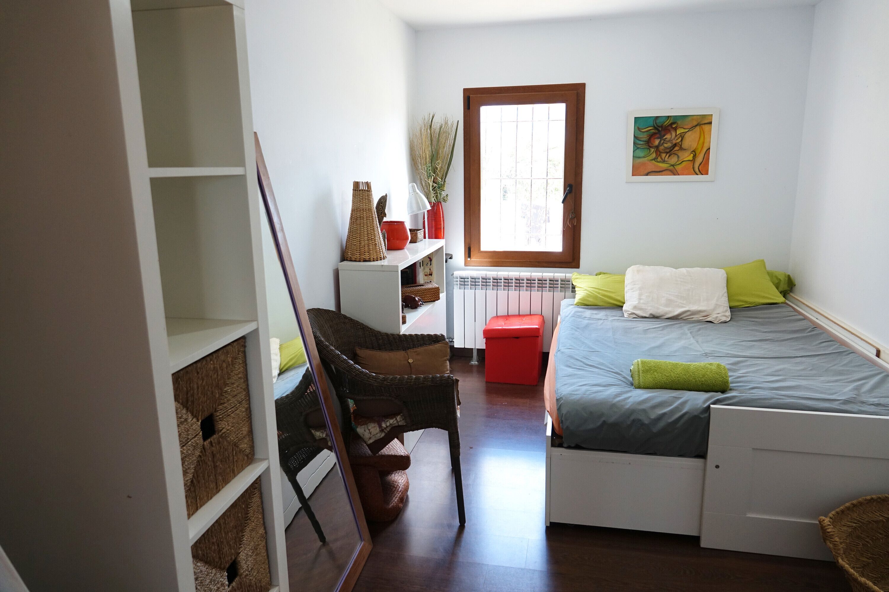 3 chambres, fer et planche à repasser, Wi-Fi gratuit, draps fournis