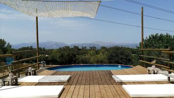 Bañera de hidromasaje al aire libre
