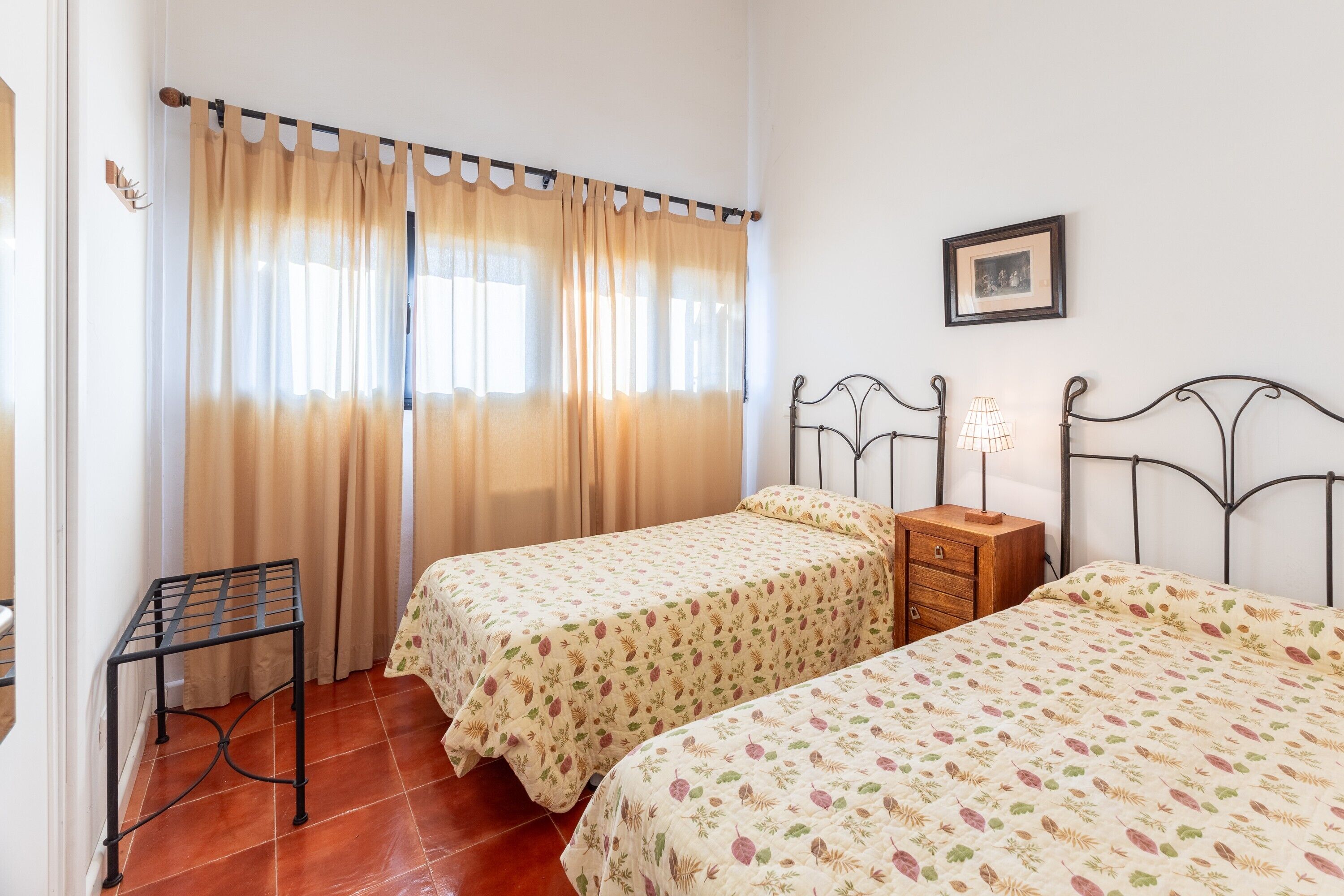 3 camere, ferro/asse da stiro, Wi-Fi gratuito, lenzuola