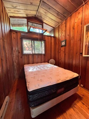 3 soverom og sengetøy